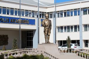 290 cm Kalpaklı Atatürk Heykeli 